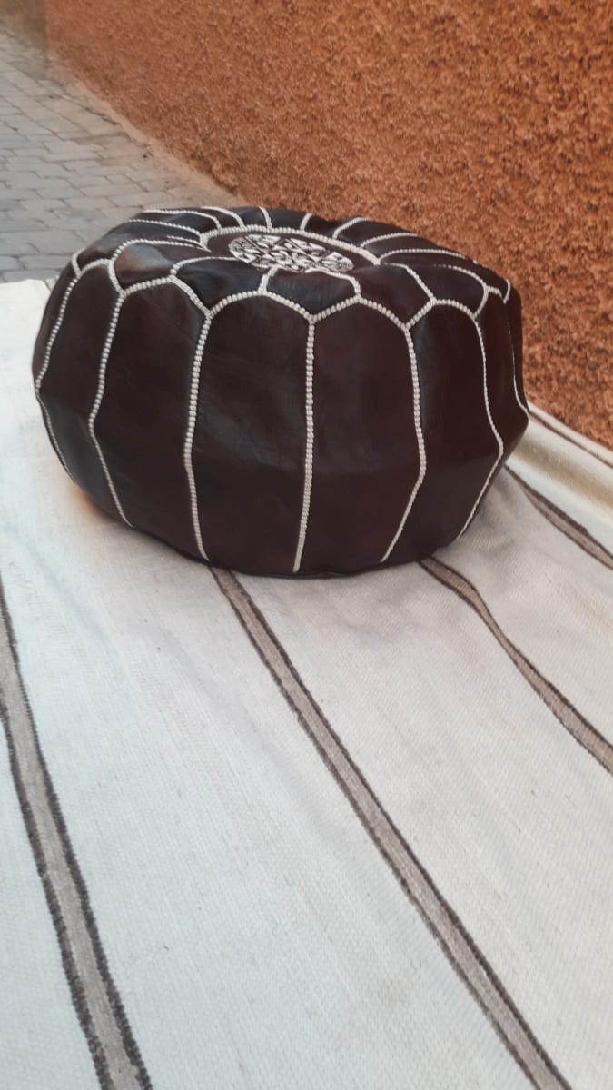  Pouf leather and Sabra silk Brown, White Morocco