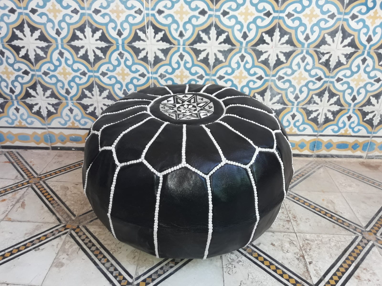  Pouf leather and Sabra silk Black, White Morocco