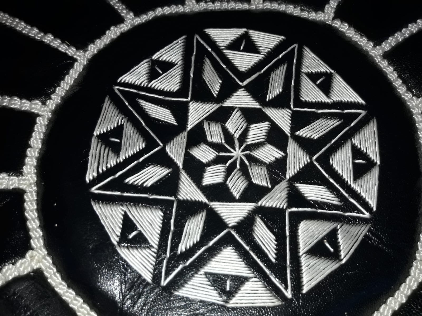  Pouf leather and Sabra silk Black, White Morocco