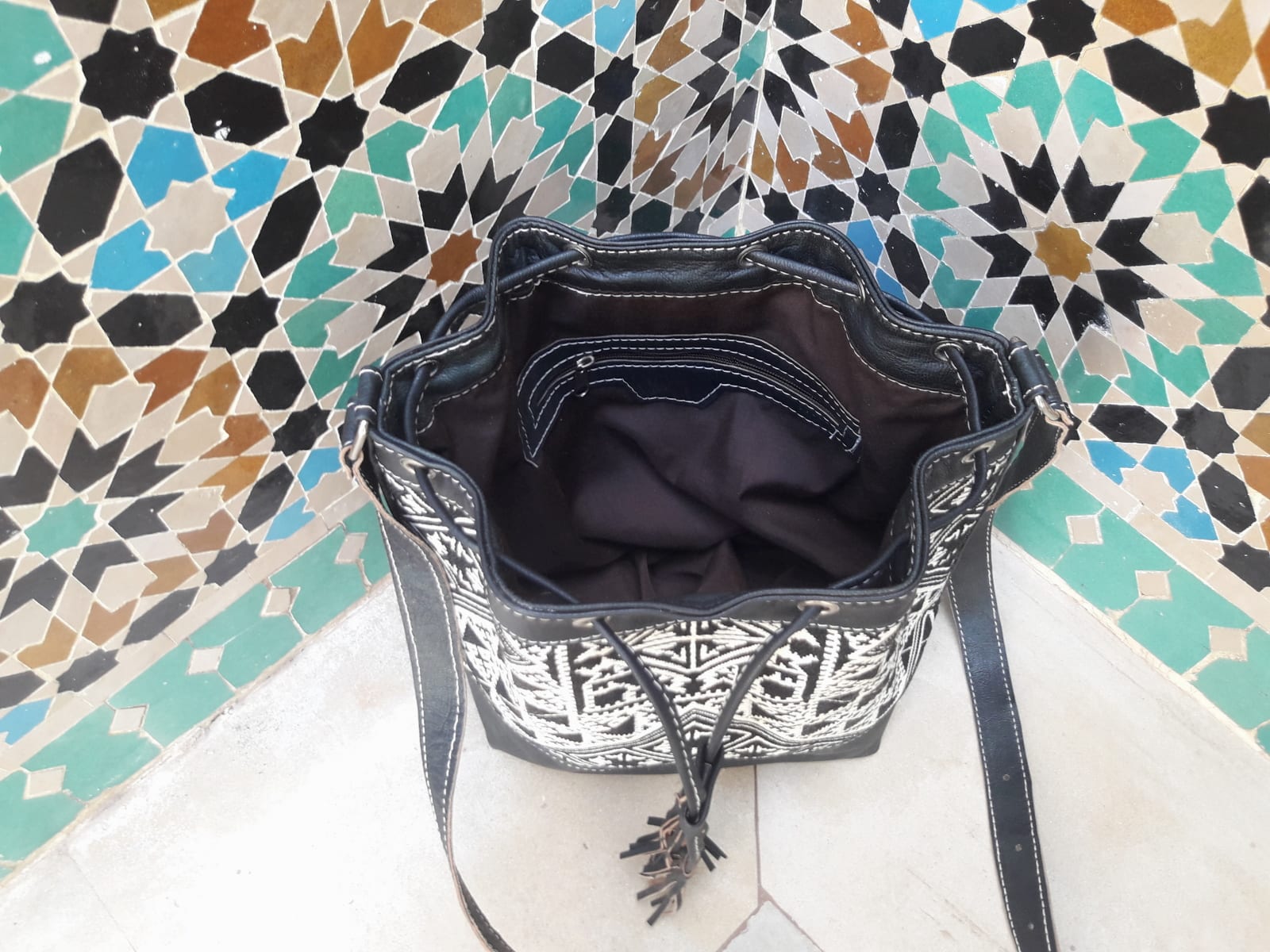  bag leather and Sabra silk Black, White Morocco