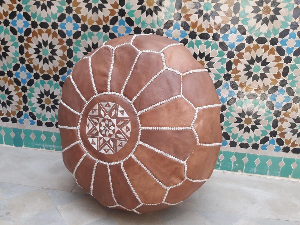  Pouf leather and Sabra silk White Morocco