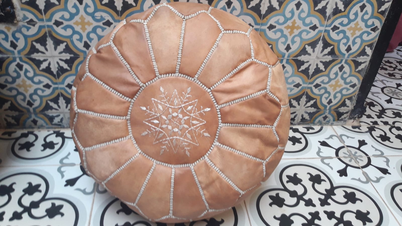  Pouf  White Morocco