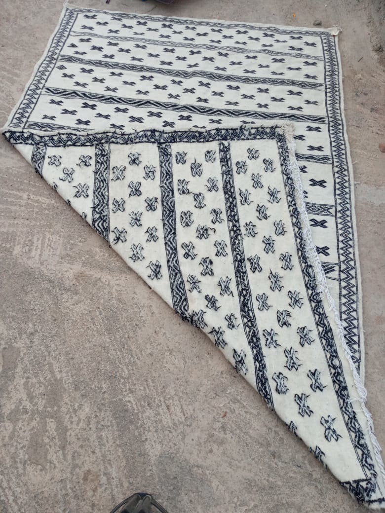  Flatweave the Warp and Wool Black, White Morocco