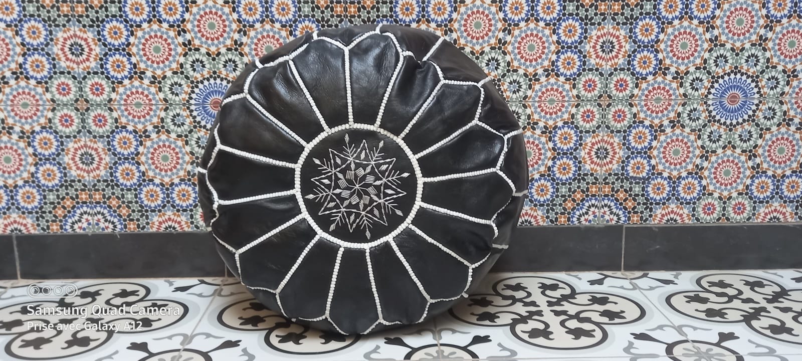  Pouf leather and Sabra silk Black, White Morocco