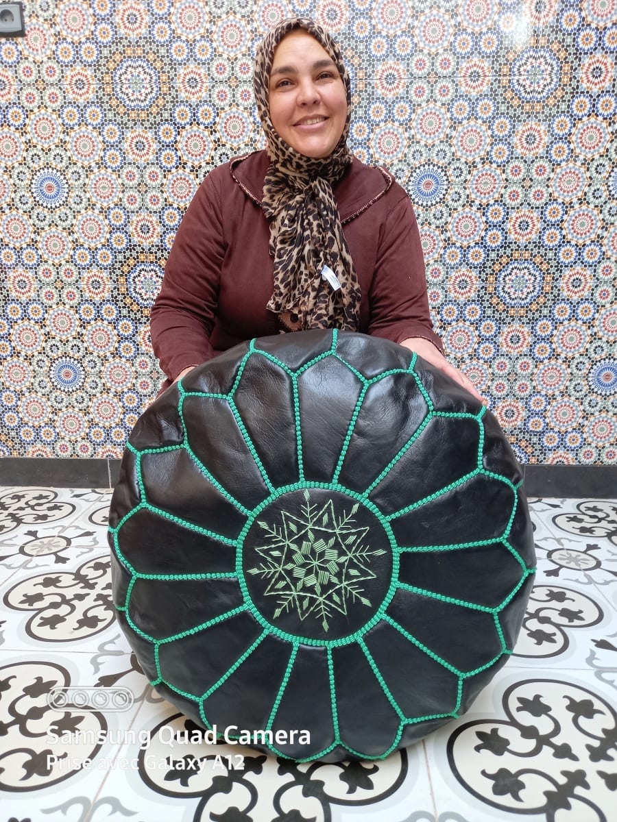  Pouf leather and Sabra silk Green, Black Morocco