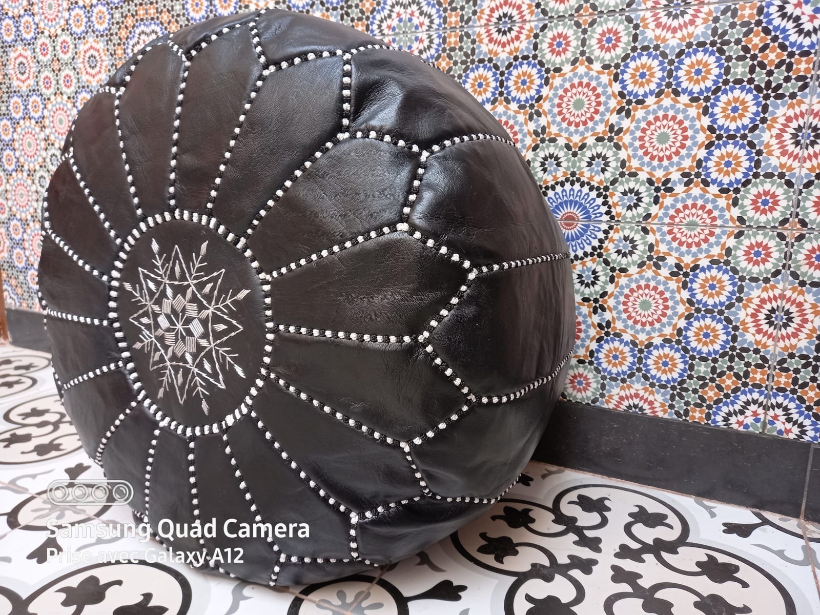  Pouf leather and Sabra silk Black, White Morocco