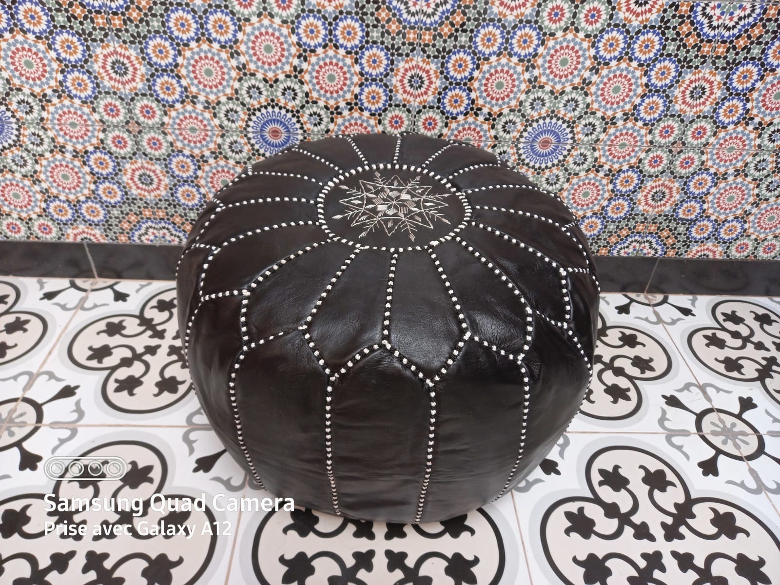  Pouf leather and Sabra silk Black, White Morocco