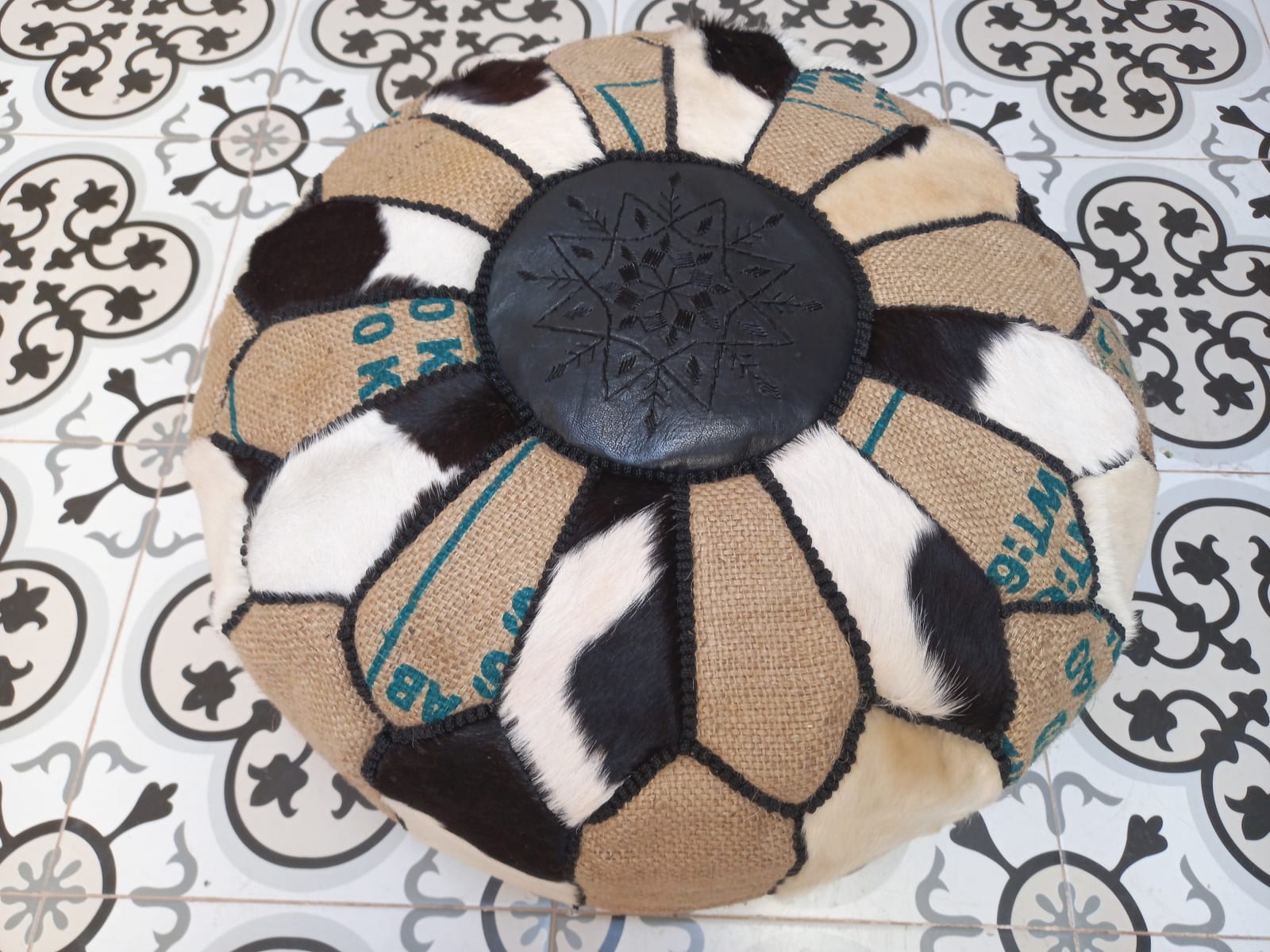  Pouf leather and Sabra silk Brown, Black Morocco