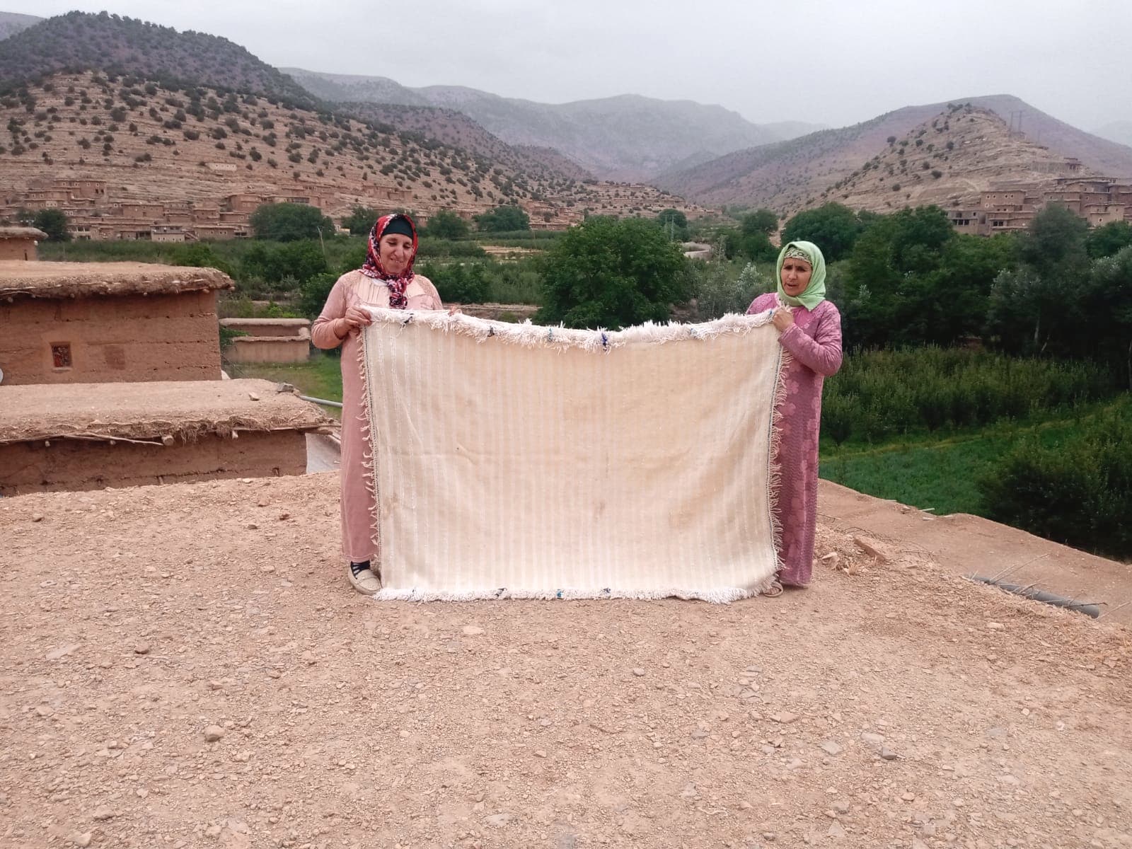  Hanbel blanket   White Morocco