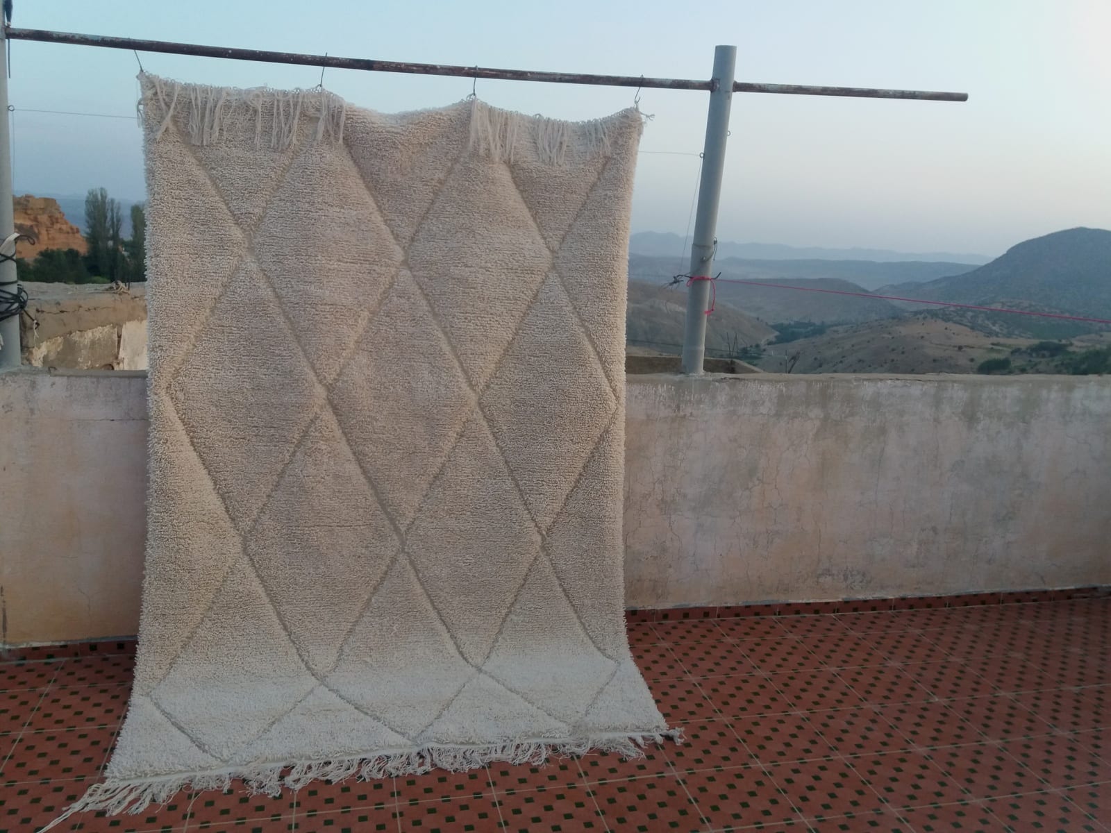  Pile Knot  White Morocco