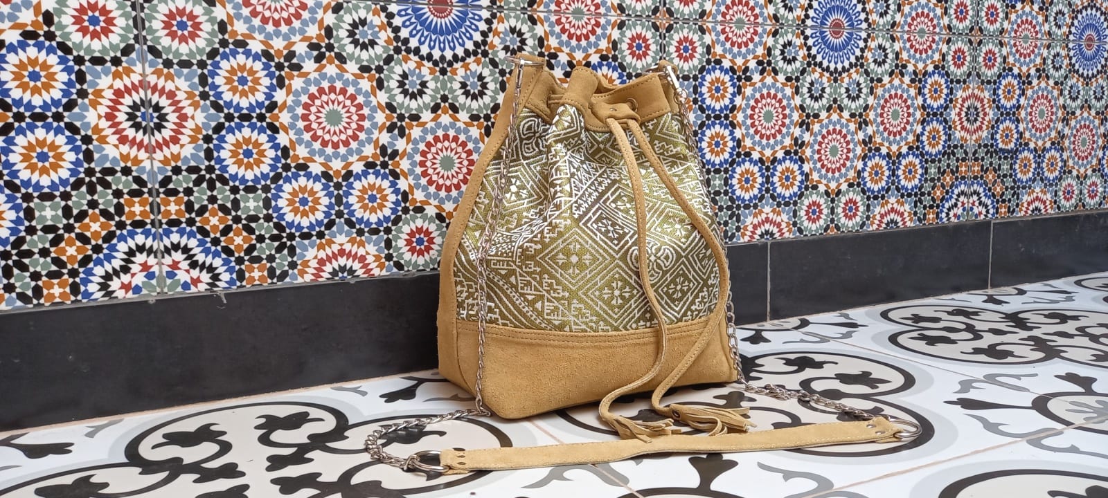  bag leather and Sabra silk Green, White Morocco