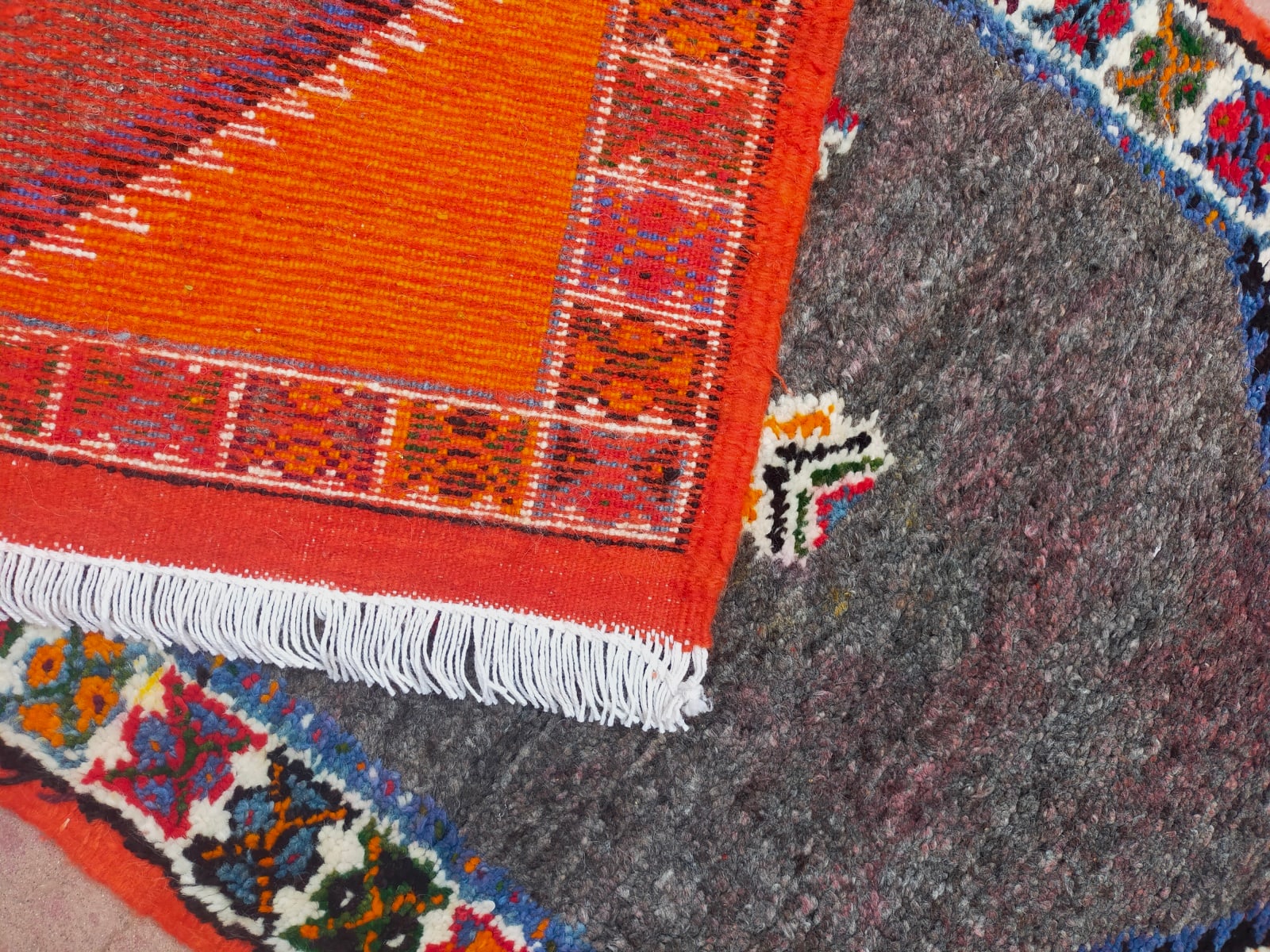 Pile Knot rug
