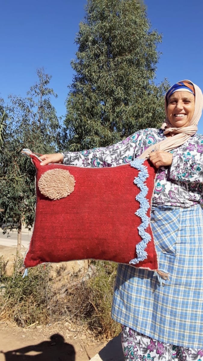Pillow of wool
