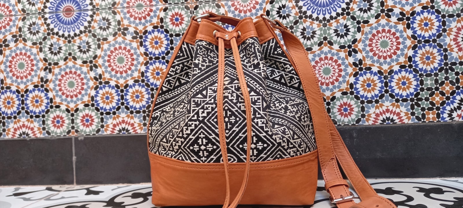  bag leather and Sabra silk Orange, Black Morocco