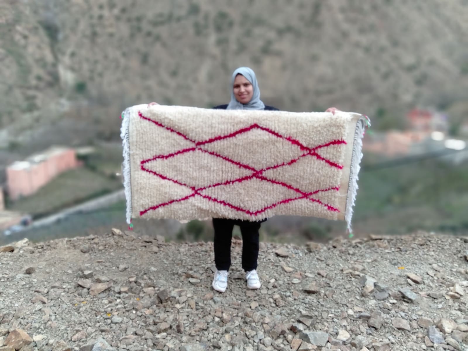  Handmade pileknot rug  Red, White Morocco