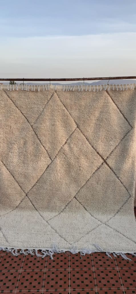  Pile Knot  White Morocco