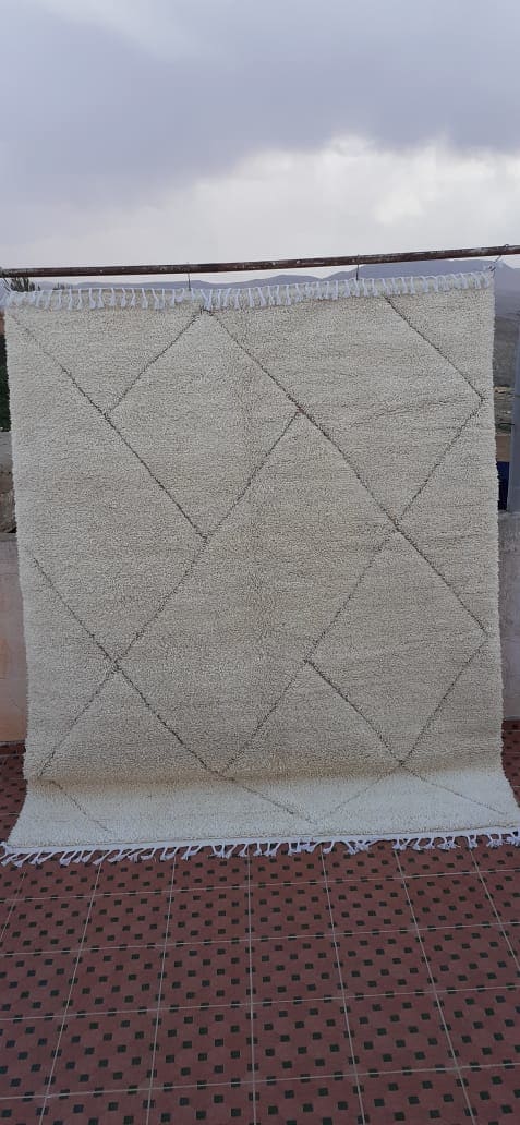  Pile Knot  White Morocco
