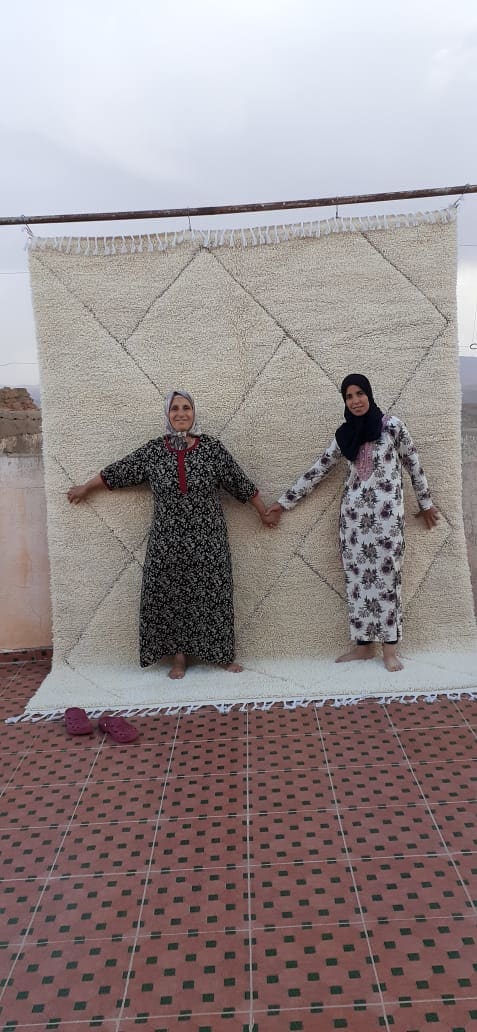  Pile Knot  White Morocco
