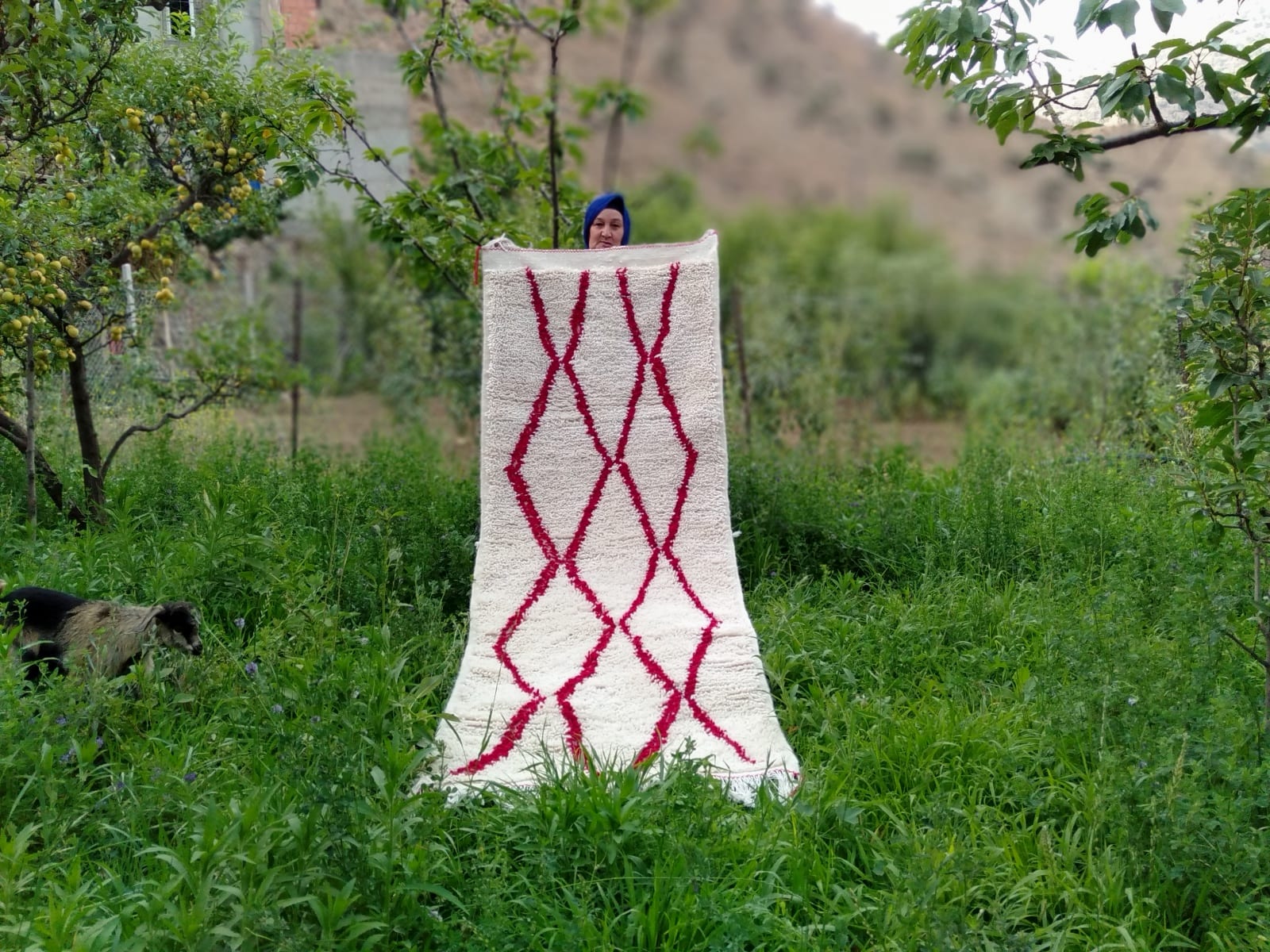 Handmade pileknot rug