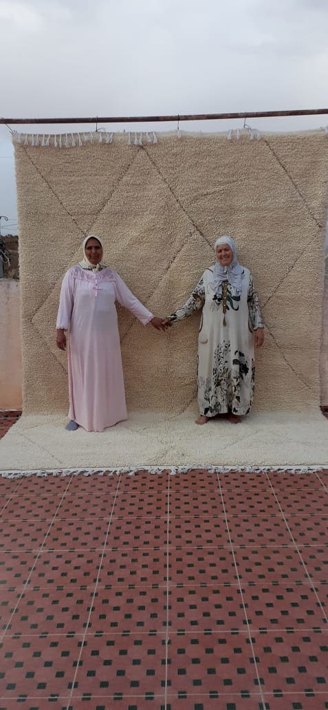  Pile Knot  White Morocco