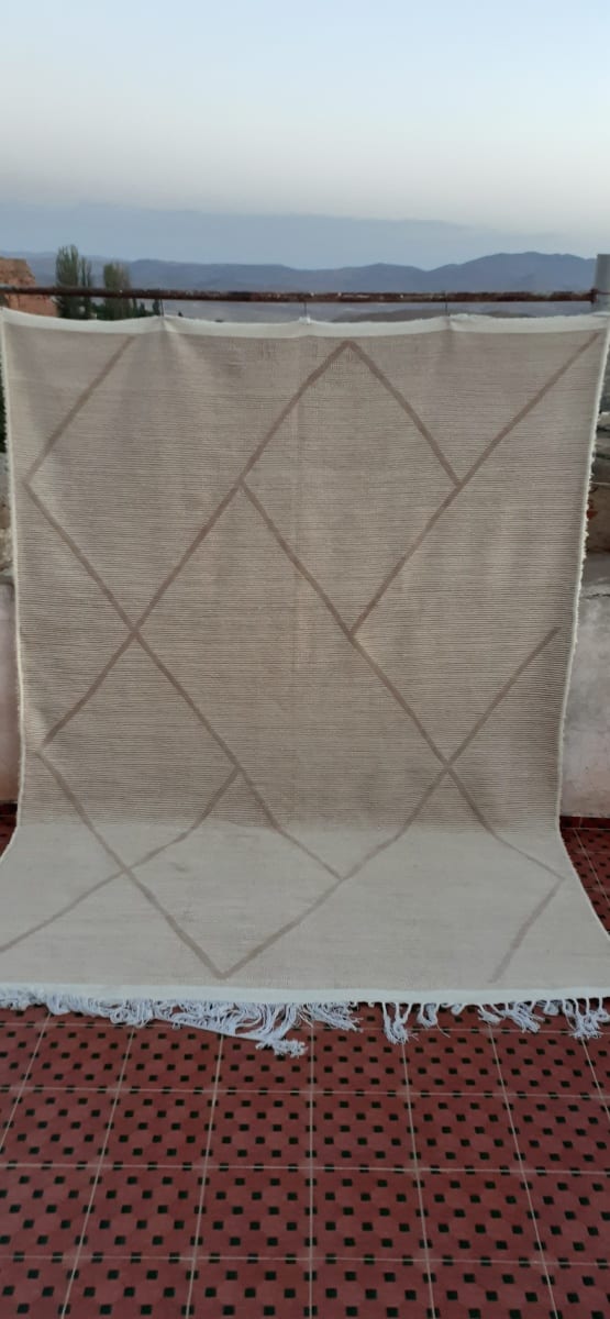  Pile Knot  White Morocco