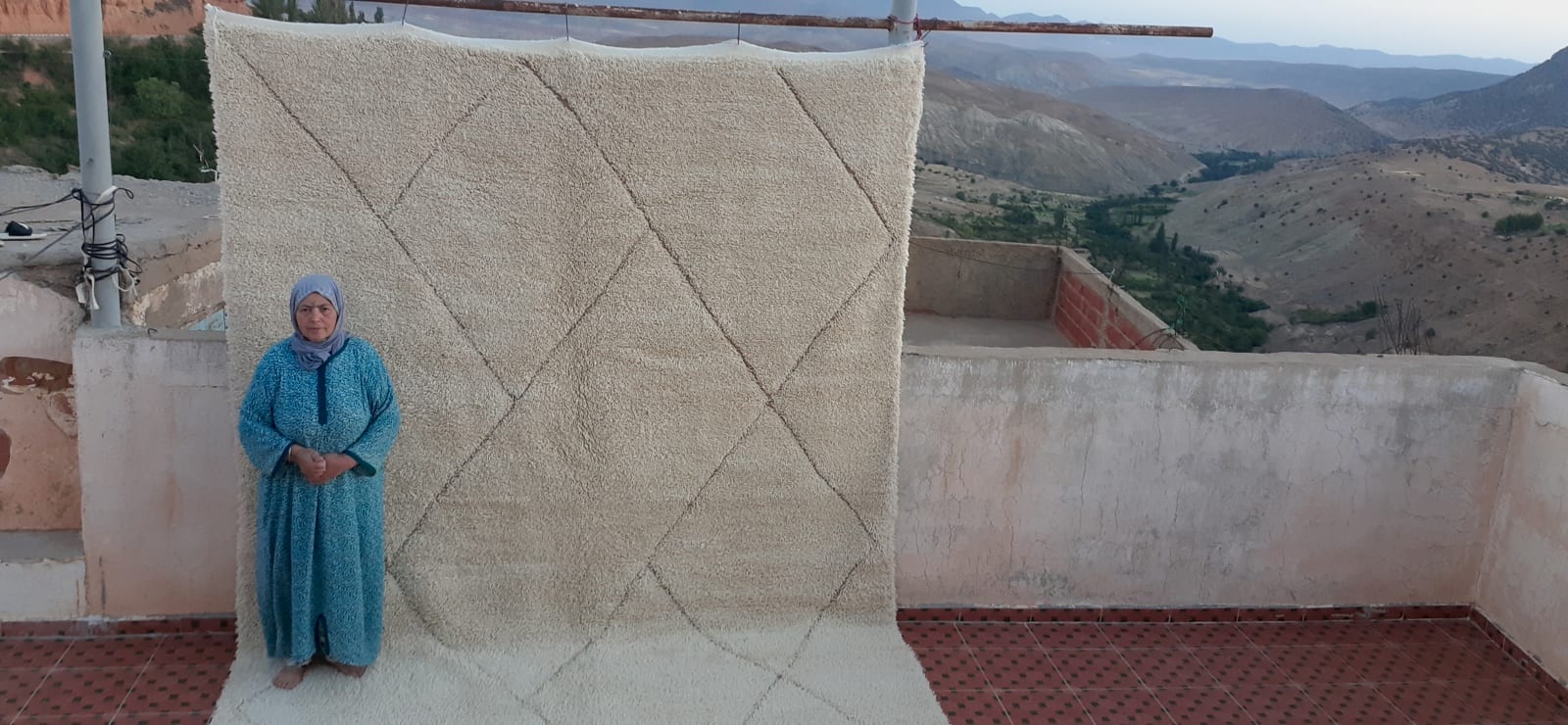  Pile Knot  White Morocco