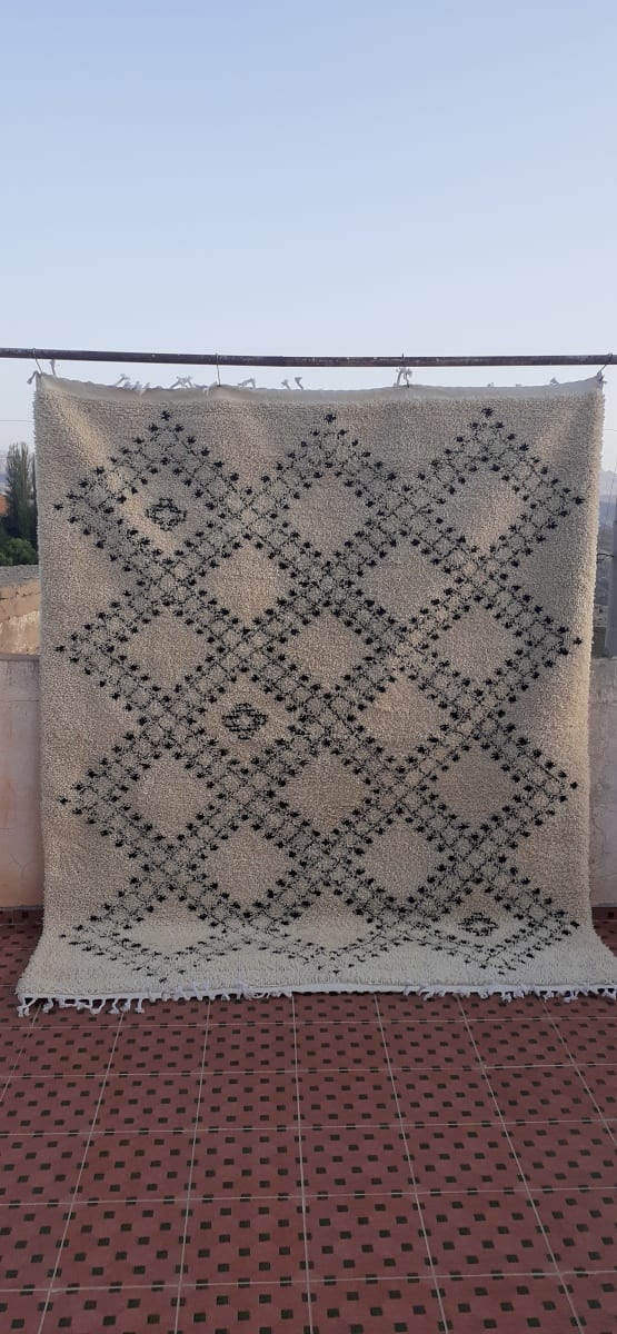  Pile Knot  Brown, White Morocco