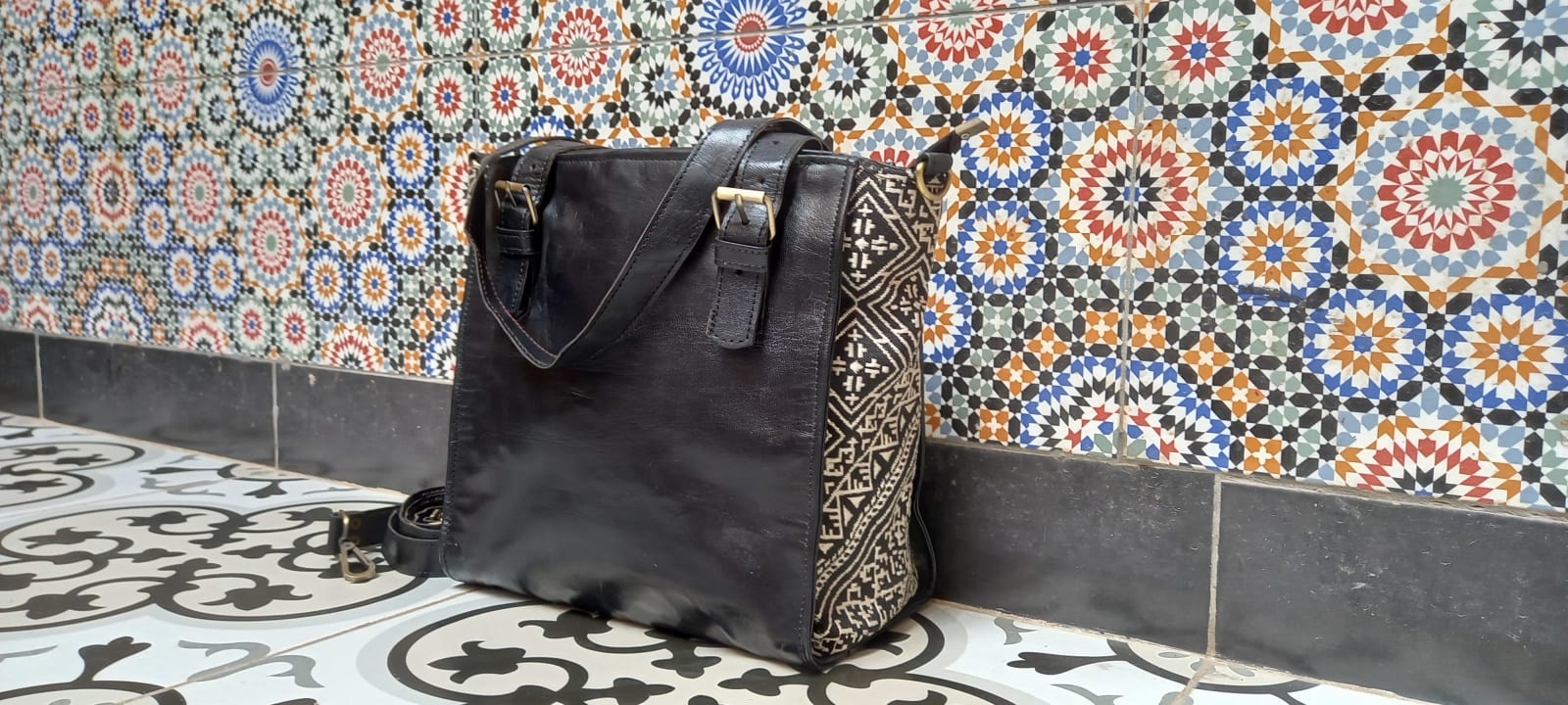  bag leather Black, White Morocco