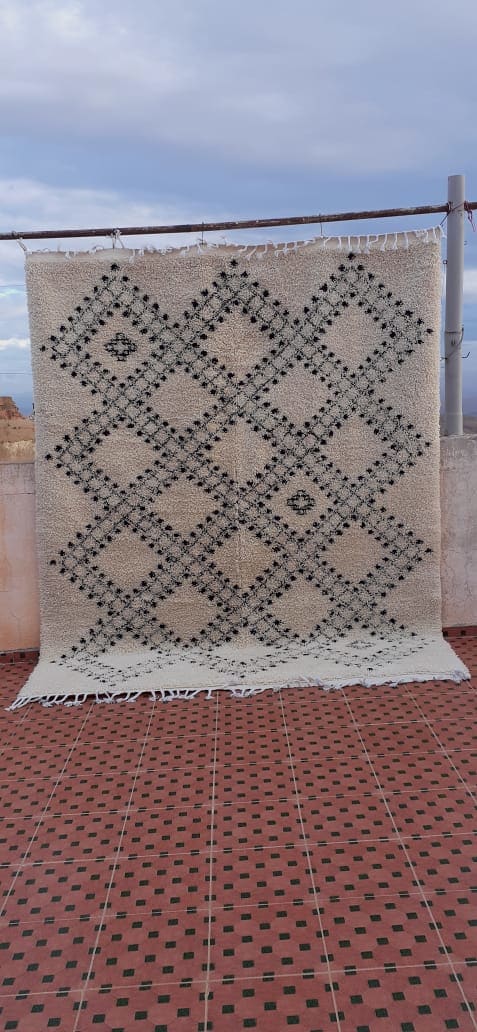  Pile Knot  Black, White Morocco