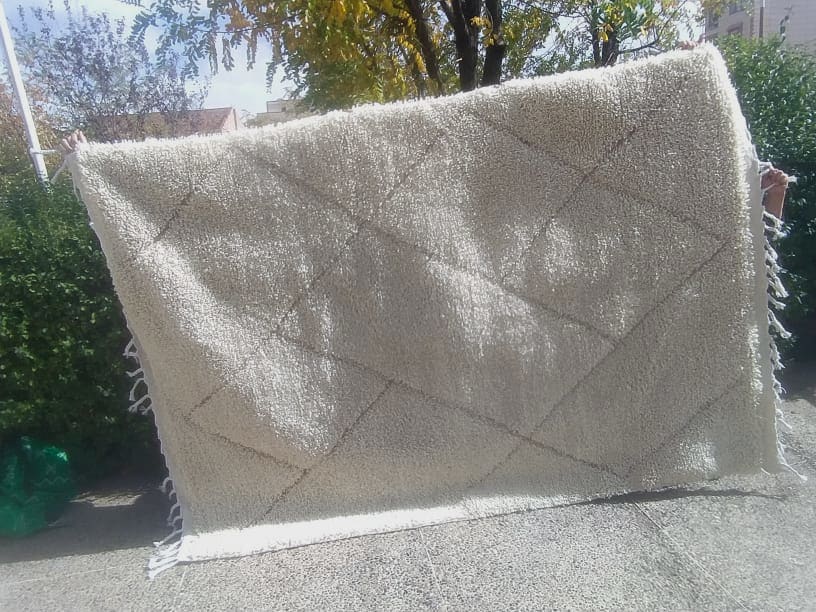  Carpet Assouf Tadout and Sda White Morocco