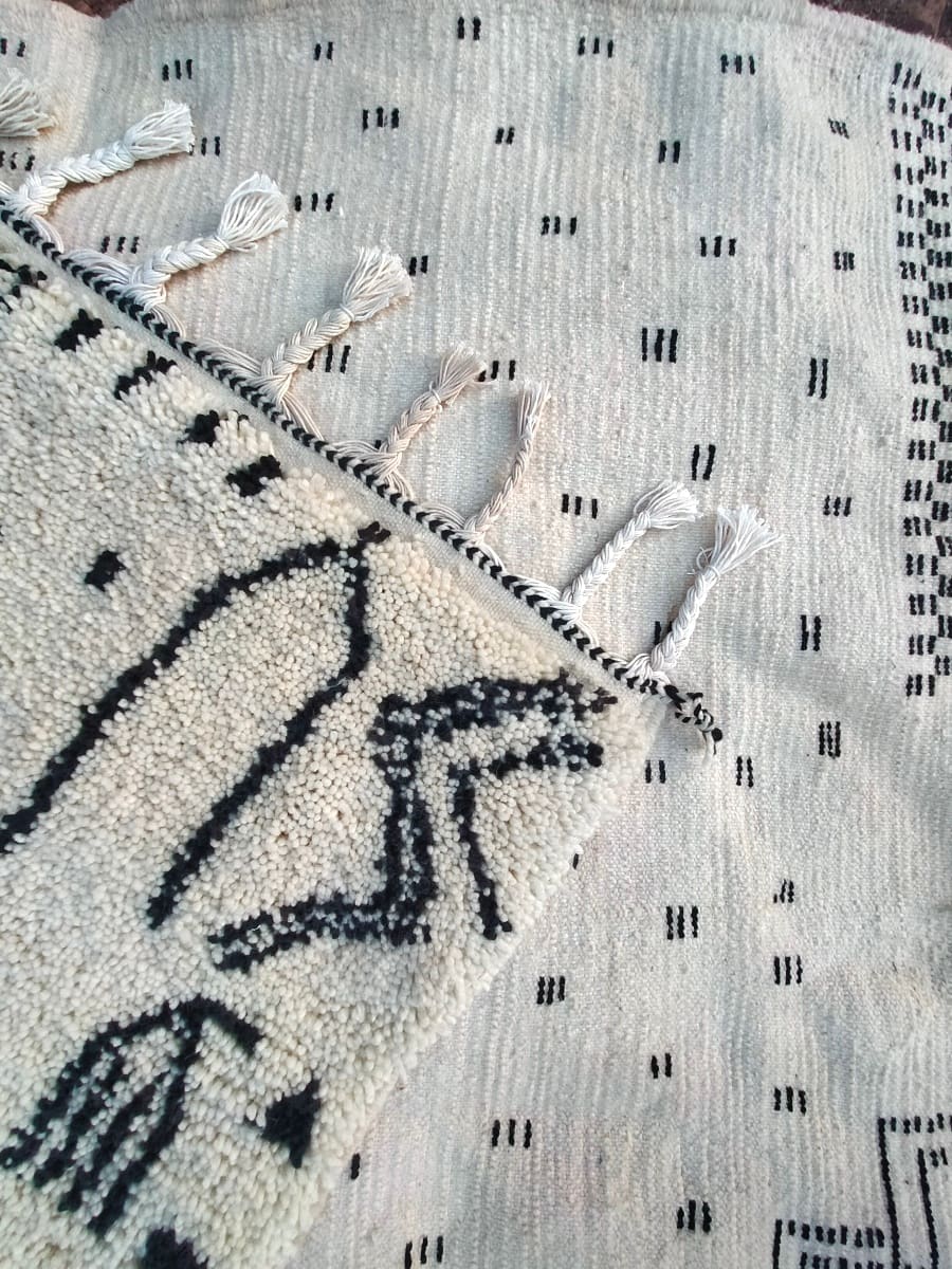 Pile Knot rug