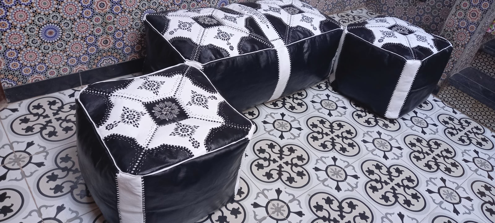  Pouf leather and Sabra silk Black, White Morocco