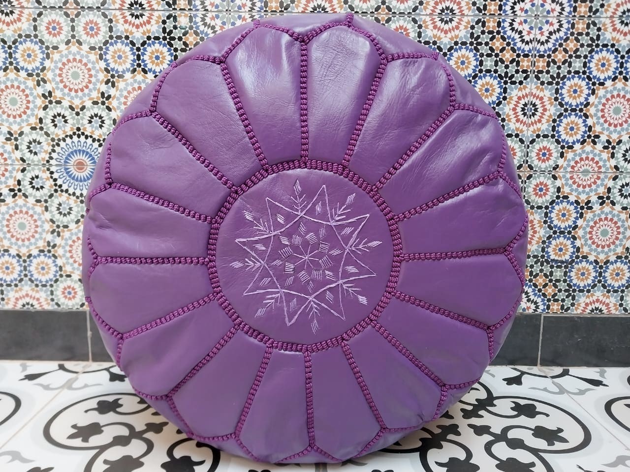  Pouf leather and Sabra silk Purple Morocco