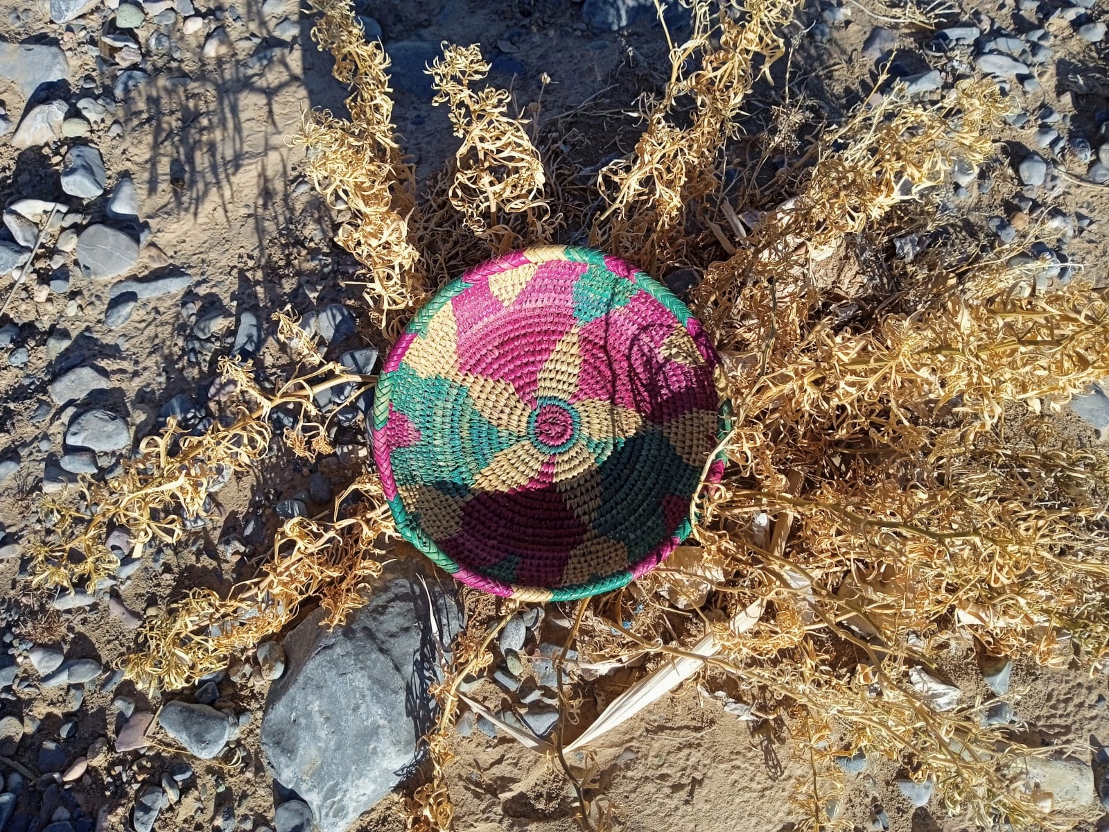  Basket Reed Red, Green Morocco