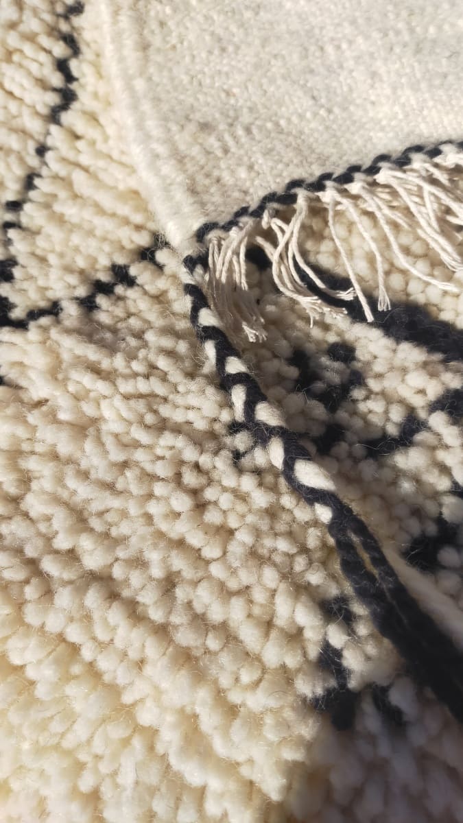Handmade pileknot rug