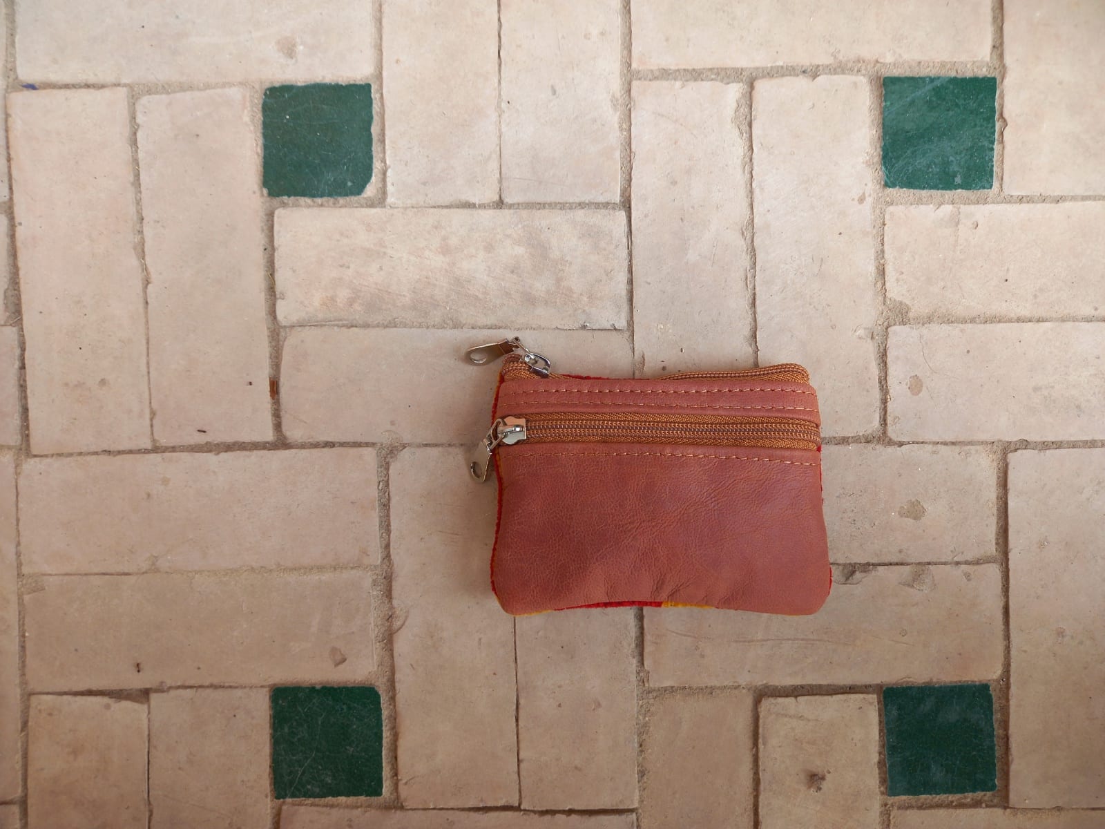  small bag