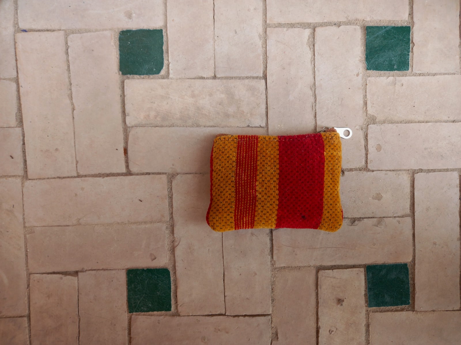  small bag