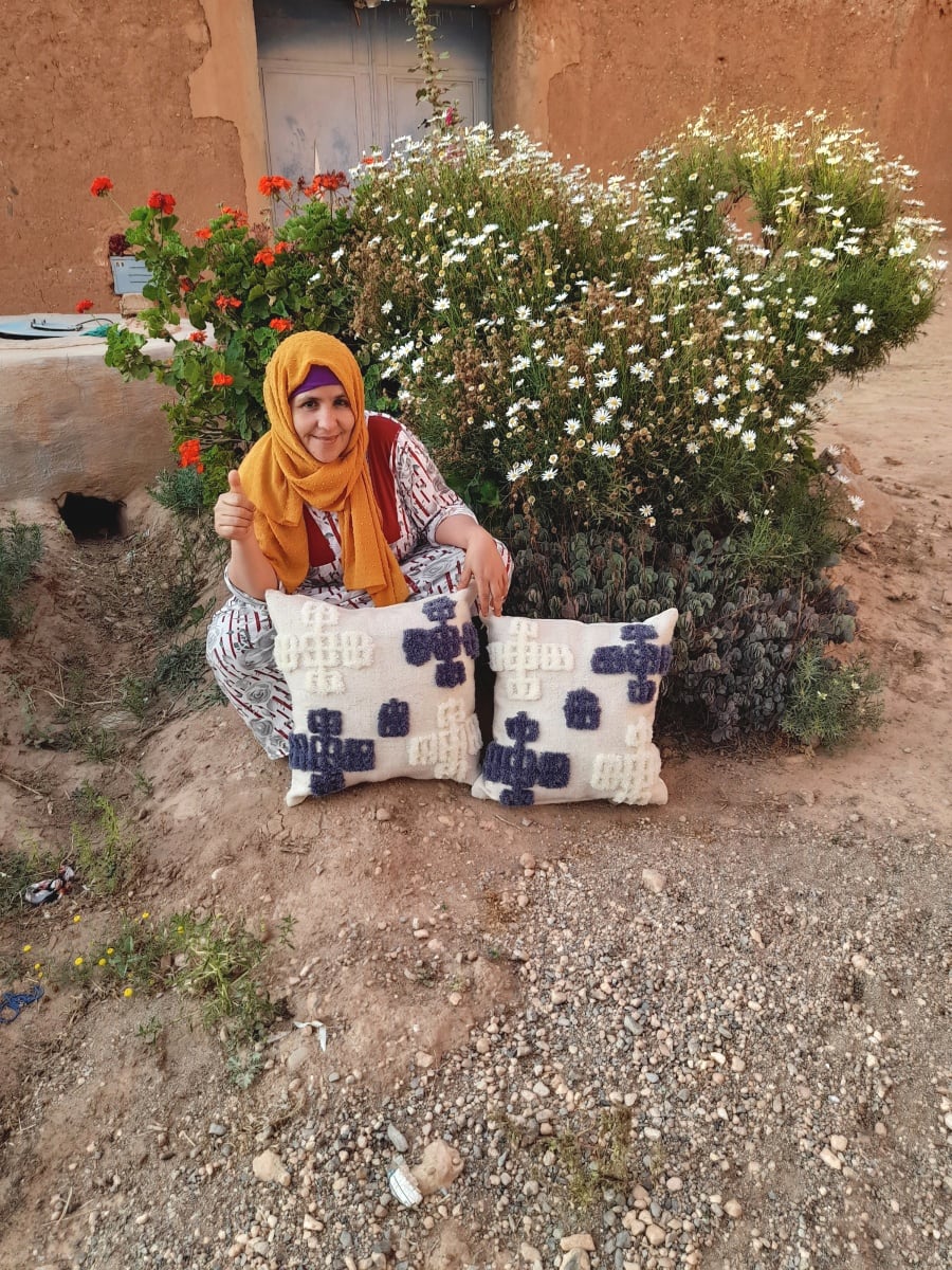  Pillow  Grey, White Morocco