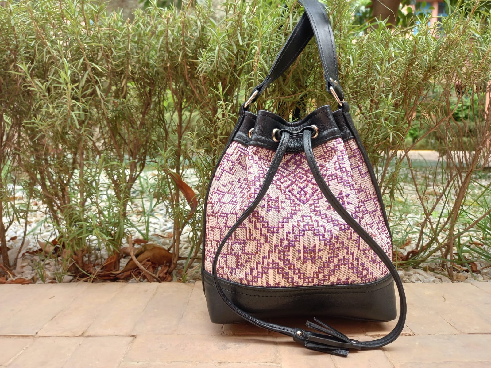  bag leather and Sabra silk Purple, Black Morocco