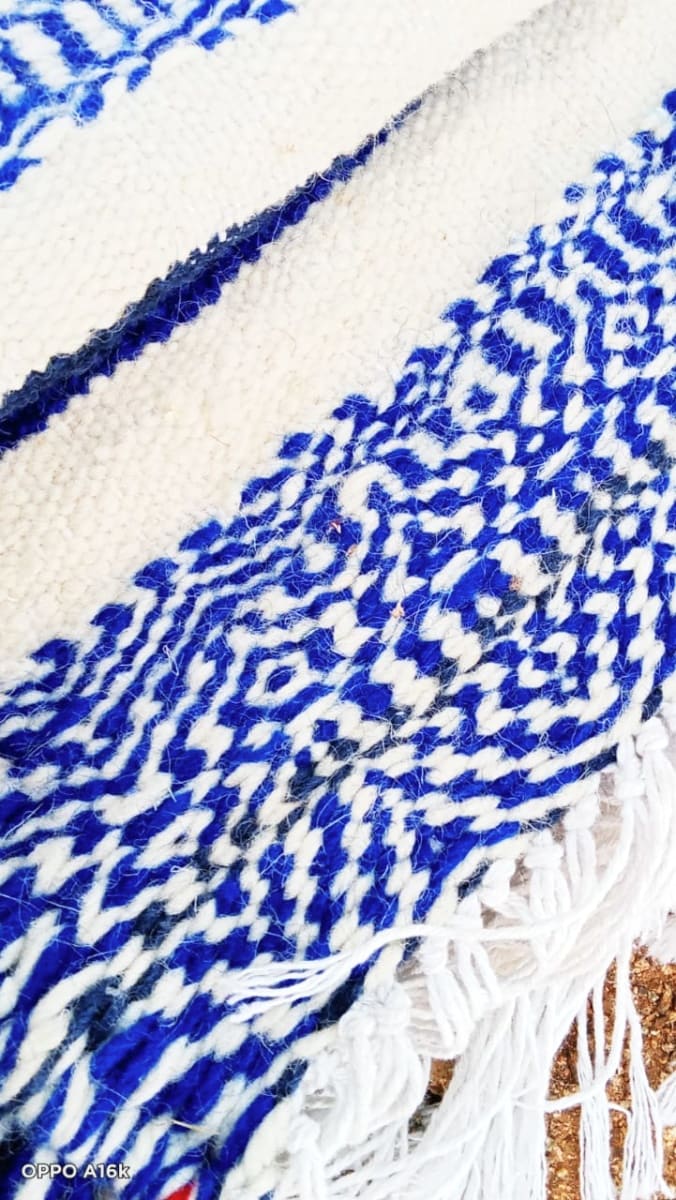 Handmade pileknot rug