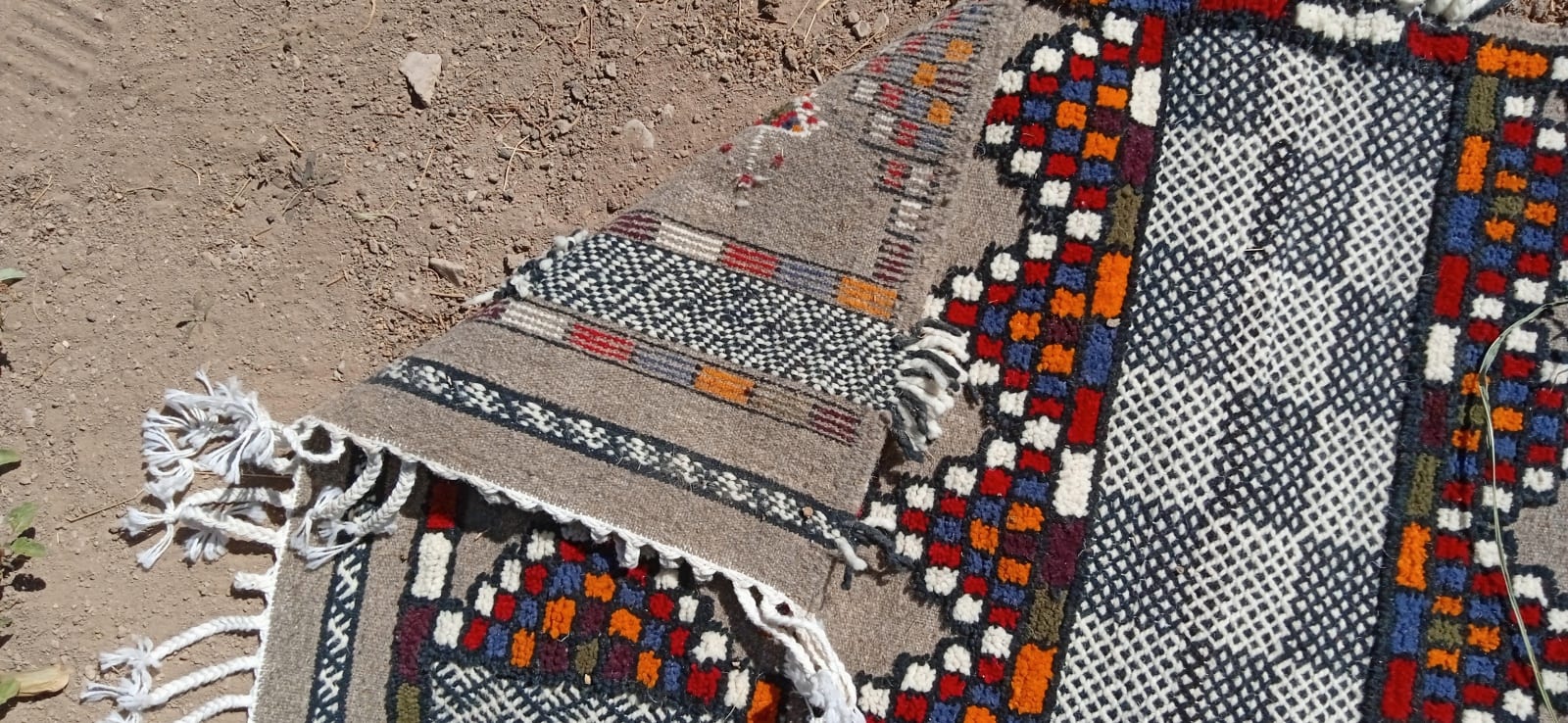 Handmade Moroccan Flatweave Rug