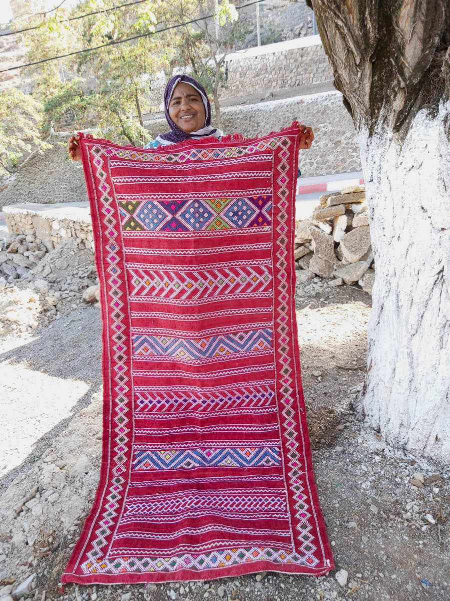  Hanbel Wool Red, Light Blue Morocco