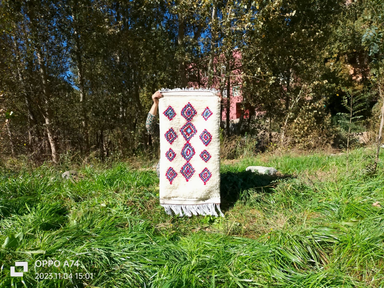 Handmade pileknot rug