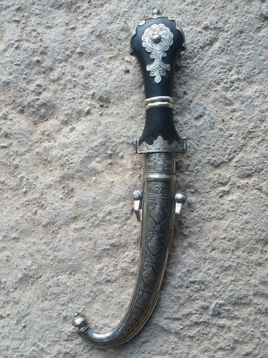 Traditional Dagger