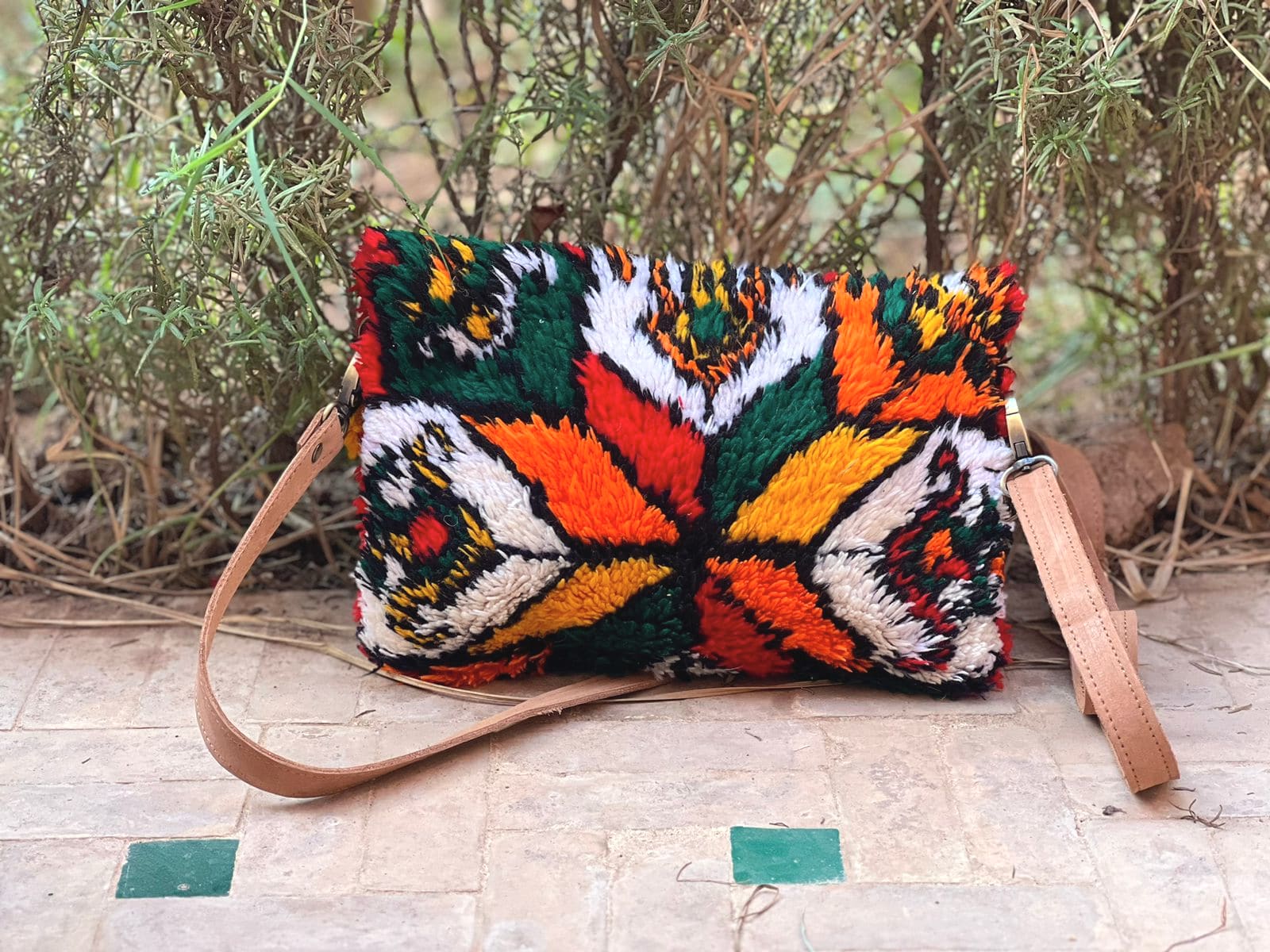  bag leather and Sabra silk Colored Morocco