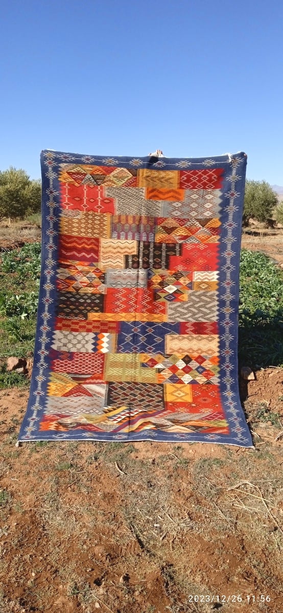 Handmade Moroccan Flatweave Rug