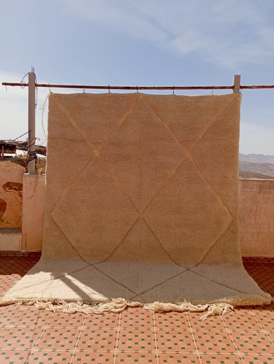  Pile Knot  White Morocco