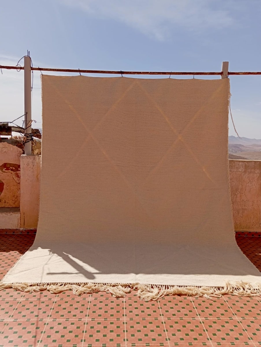  Pile Knot  White Morocco