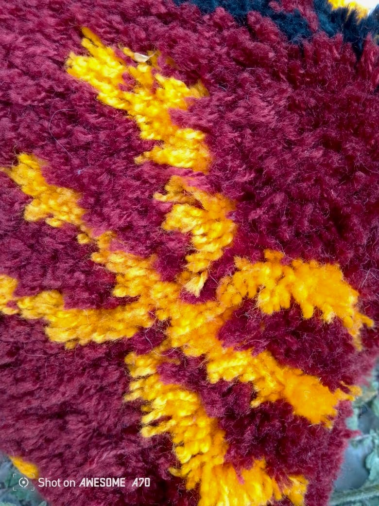 Pillow of wool