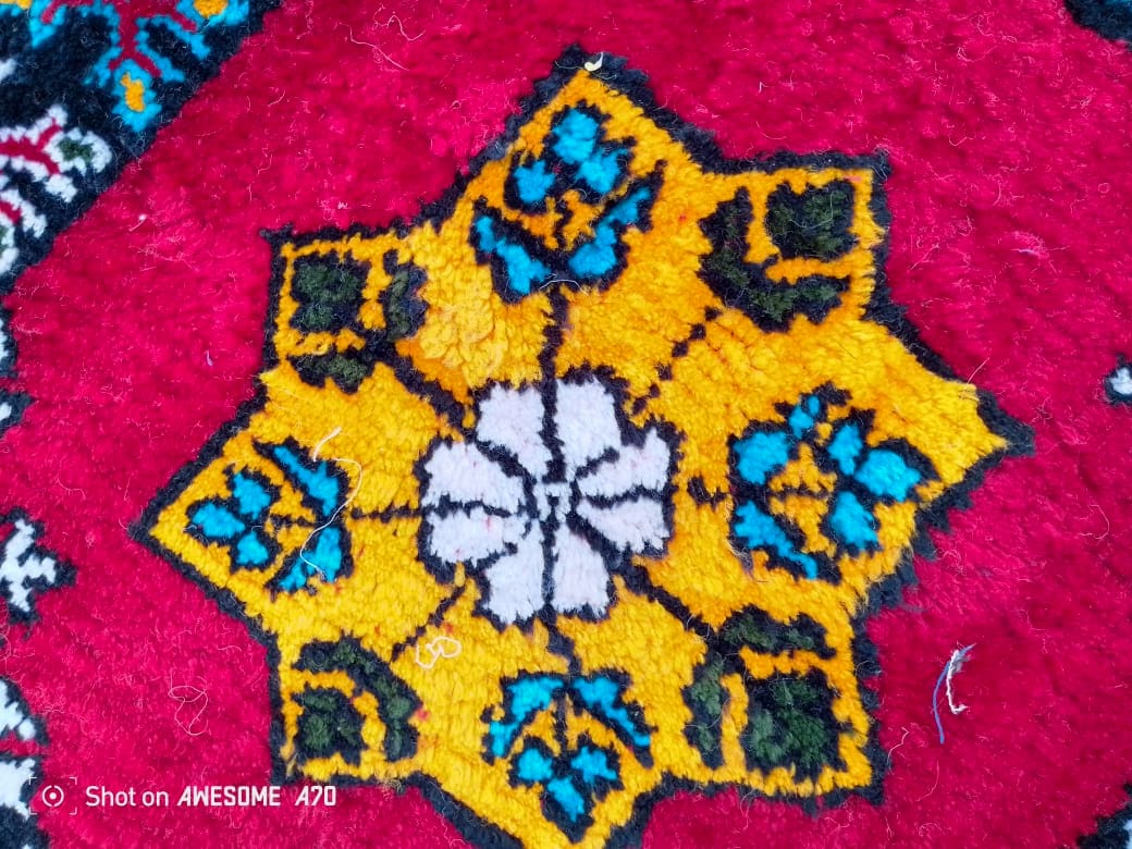 Pillow of wool
